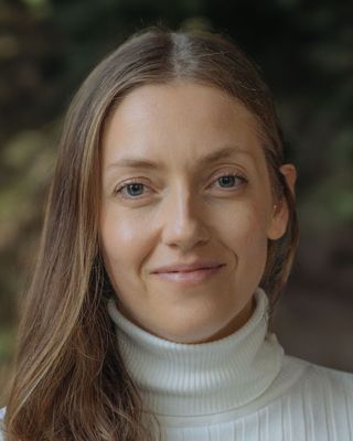 Photo of Lara Ngu, Counselor, LMHC