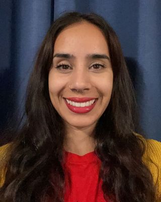 Photo of Vanessa Valencia, Marriage & Family Therapist, LMFT