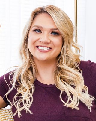 Photo of Chelsea Follett - Chelsea Follett, Anxiety & Stress Therapist , Licensed Professional Counselor, MA, LPC, LAC