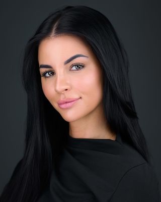 Photo of Dorka Horvath, Psychotherapist, MA, MBACP
