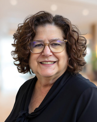 Photo of Mindy Lee, Clinical Social Work/Therapist
