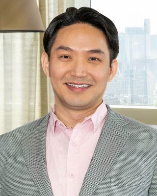 Photo of Dr. Tony Tu, Psychiatrist, PMHNP