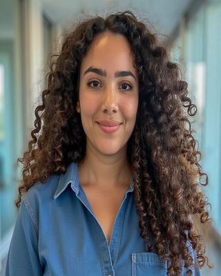 Photo of Aïcha Nadifi, Clinical Social Work/Therapist, LCSW