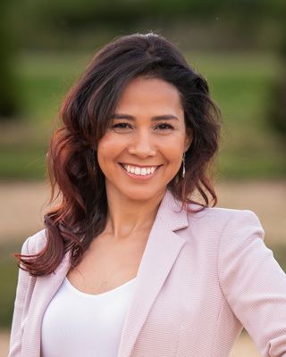 Photo of Dr. Johana Kuemerle-Pinillos, Clinical Social Work/Therapist, PhD, LCSW