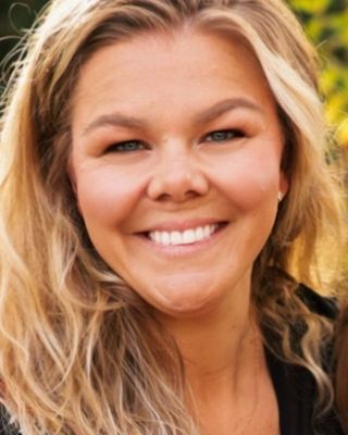 Photo of Laura Warner, Drug & Alcohol Counselor, MA, LADC