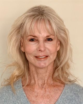 Photo of Maxine Bryce, Psychotherapist, DCounsPsych