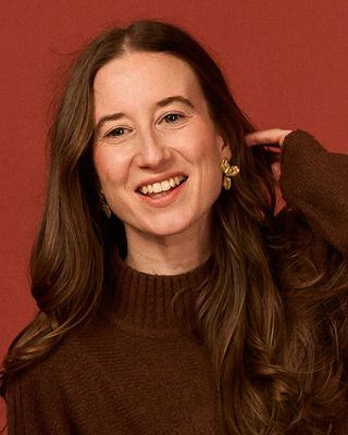 Photo of Alexandra Tarr, Psychotherapist, MBACP Accred