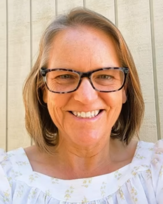Photo of Jennifer Knox, Marriage & Family Therapist, LMFT