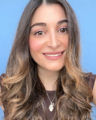 Photo of Yasmen T, Clinical Social Work/Therapist, MSW, LSW