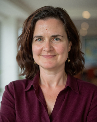 Photo of Lara Steel, Psychologist, MPsych, PsyBA General