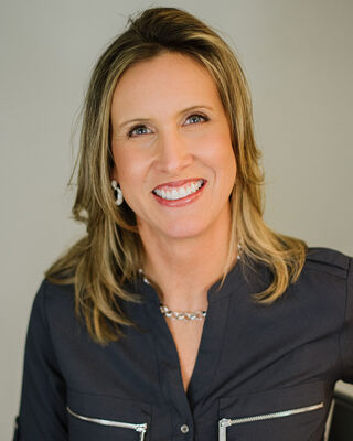 Photo of Mindy Pierce, Licensed Professional Counselor in Atlanta, GA
