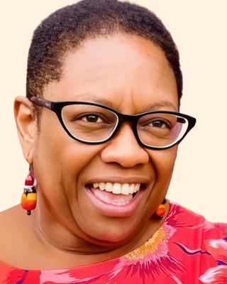 Photo of Lucinda Cadet, Clinical Social Work/Therapist, MSW, LCSW