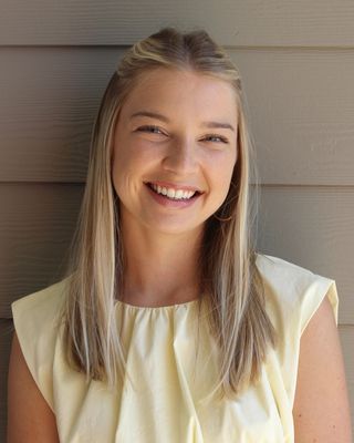 Photo of Kendall McLaren, RMFTI, Marriage & Family Therapist Intern