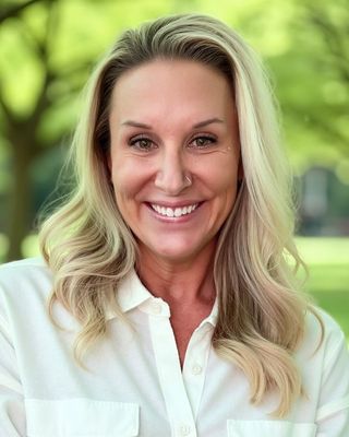 Photo of Elizabeth Crumrine, Clinical Social Work/Therapist, LCSW, QMHP-C