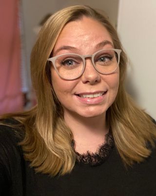 Photo of Holly Rozanski, Licensed Professional Counselor in Connecticut