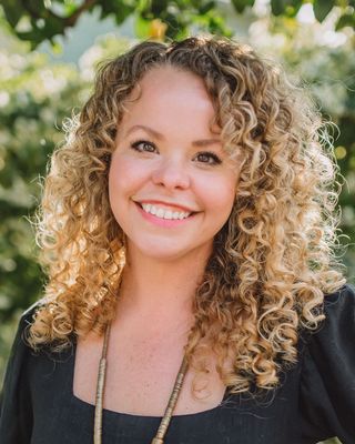 Photo of Megan Pitsios, Clinical Social Work/Therapist, LCSW
