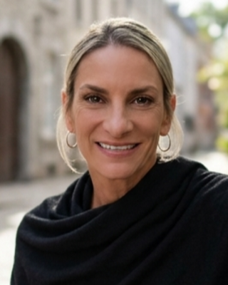 Photo of Susan Stephens, Licensed Clinical Mental Health Counselor Associate, LCMHCA, LCAS