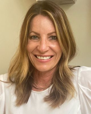 Photo of Couples Therapist Lisa Casey, AMFT, Marriage & Family Therapist Associate in Newport Beach