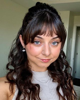 Photo of Sabrina Lauren Overholt, Registered Psychotherapist (Qualifying)