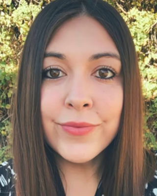 Photo of Monica Flores, Marriage & Family Therapist, LMFT