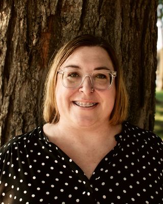 Photo of Lindsey Veum, Marriage & Family Therapist, LMFT