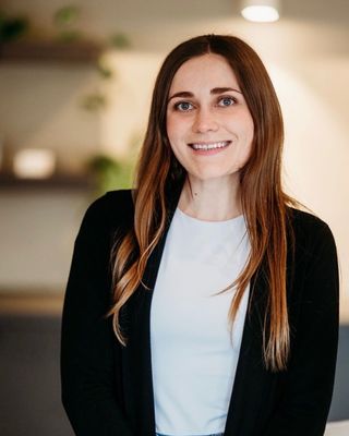 Photo of Erin Canon, Clinical Social Work/Therapist, LCSW