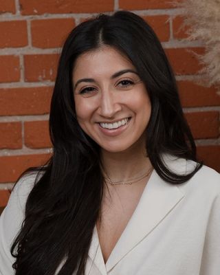 Photo of Stephanie Mendes, BA Psy, Intern, Pre-Licensed Professional in Edmonton