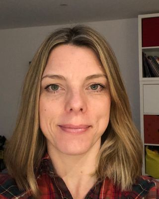 Photo of Hannah Man - New Beginnings Play Therapy, Psychotherapist, PTUK Sup