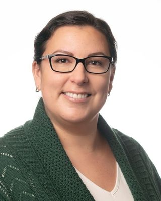 Photo of Alicia Buck, Counsellor, MPCC-p