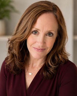 Photo of Chauntell Geary, Mental Health Counselor, t-LMHC