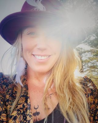 Photo of Cas Chamberlain, Marriage & Family Therapist, LMFT, MA