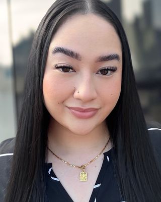 Photo of Sunarey Sisovan, Clinical Social Work/Therapist, MSW, LSWAIC