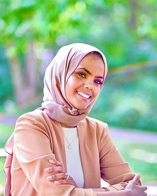 Photo of Muna Ahmed, Registered Social Worker in Essex, ON