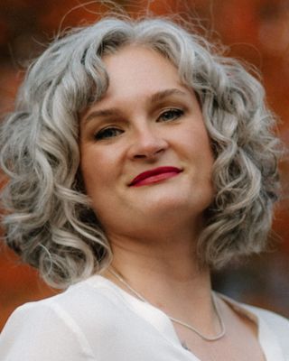 Photo of Ray Lynn Lee, Clinical Social Work/Therapist, CSW
