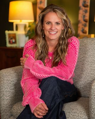 Photo of Elise Kurtz - Elise McKamie, Marriage & Family Therapist, T-LMFT