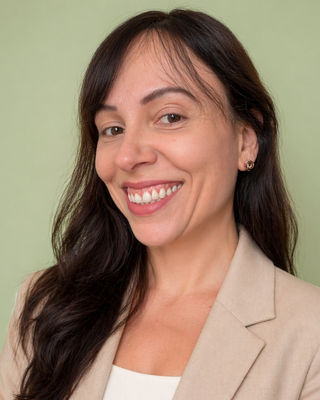 Photo of Juliana L Camargo, Counsellor, BBA