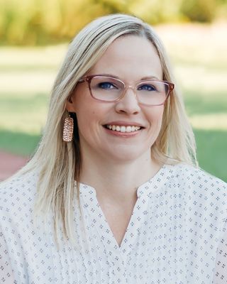 Photo of Sarah Galloway, Licensed Clinical Professional Counselor in Johnson County, KS