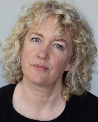 Photo of Imogen Salt, Counsellor, MNCPS Acc.