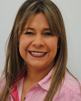 Foto de Dra. Indira Robles Guerrero, Psicoterapeuta, Dr. en Psicología