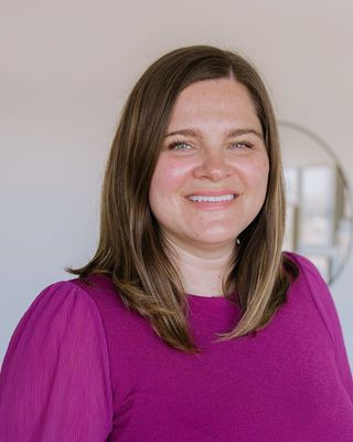 Photo of Angelina Lee, Marriage & Family Therapist, MA, LMFT