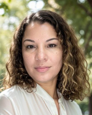 Photo of Leila Simmons, Clinical Social Work/Therapist, LCSW