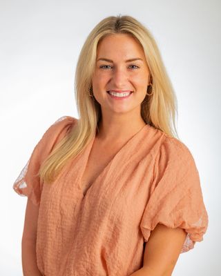 Photo of Margot Hoeschele Byrd, Counselor, MS, LMHC, PMH-C