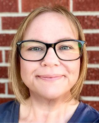 Photo of Lisa Broussard, Clinical Social Work/Therapist, MSW, LCSW, LSCSW