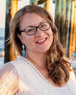 Photo of Kimberly Keefer, Marriage & Family Therapist, MS, LMFT-NC, LMFT-SC, LMFT-FL