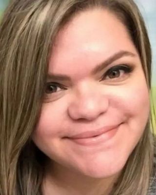 Photo of Nicole Rodriguez-Medina, Licensed Clinical Mental Health Counselor, LMHC, LPC, LCMHC