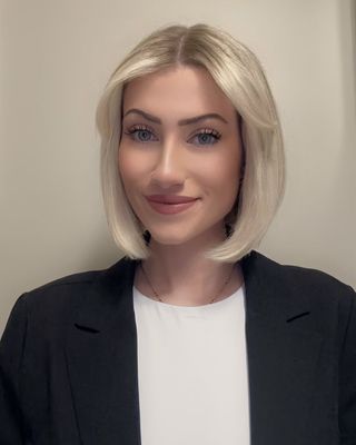 Photo of Adriana Venir, Registered Psychotherapist (Qualifying), MACP, RP(Q)