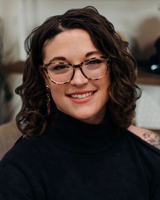 Photo of Cara Miller, Clinical Social Work/Therapist, LMSW