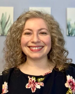Photo of Patti Rabinowitz, Art Therapist, MA, LCPC, LCPAT, LPC