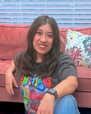 Photo of Sarah Zamora, Clinical Social Work/Therapist, LICSW