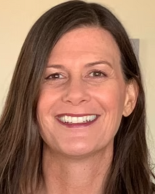 Photo of Dayna Hunt, Marriage & Family Therapist, LMFT